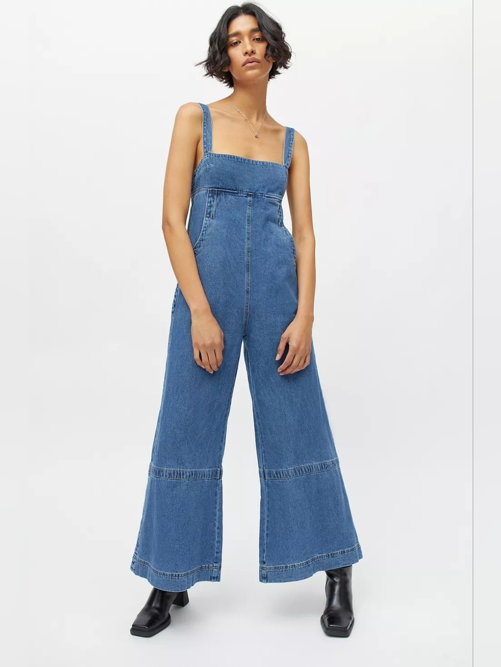 URBAN OUTFITTERS Light Wash Cotton Penny Denim Wide Leg Jumpsuit Size Small